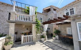 Stone House Apartments Didini Dvori Lumbarda