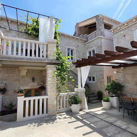 Stone House Apartments Didini Dvori Lumbarda Zewnętrze zdjęcie