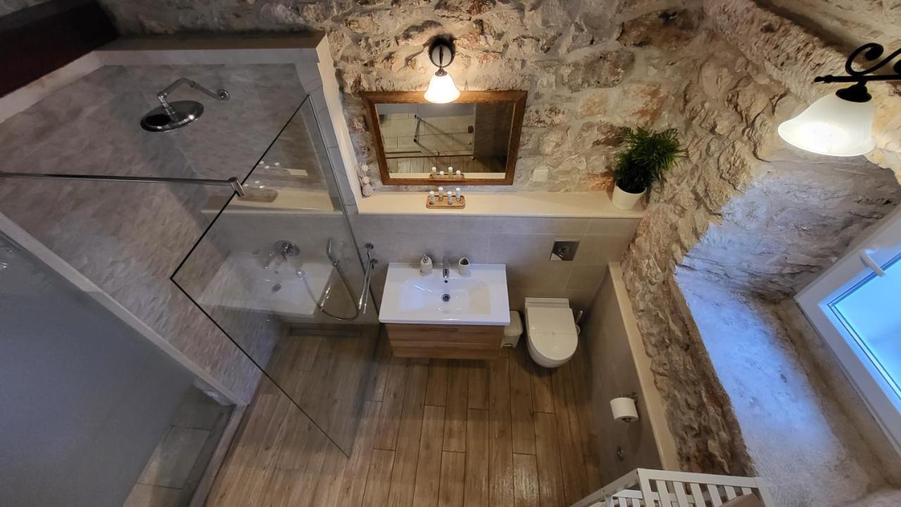 Stone House Apartments Didini Dvori Lumbarda Zewnętrze zdjęcie