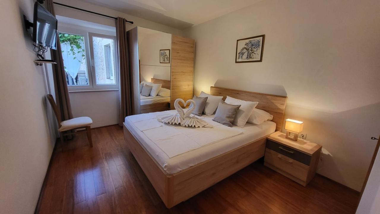 Stone House Apartments Didini Dvori Lumbarda Zewnętrze zdjęcie