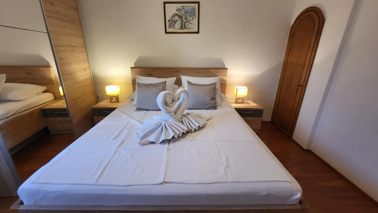 Stone House Apartments Didini Dvori Lumbarda Zewnętrze zdjęcie